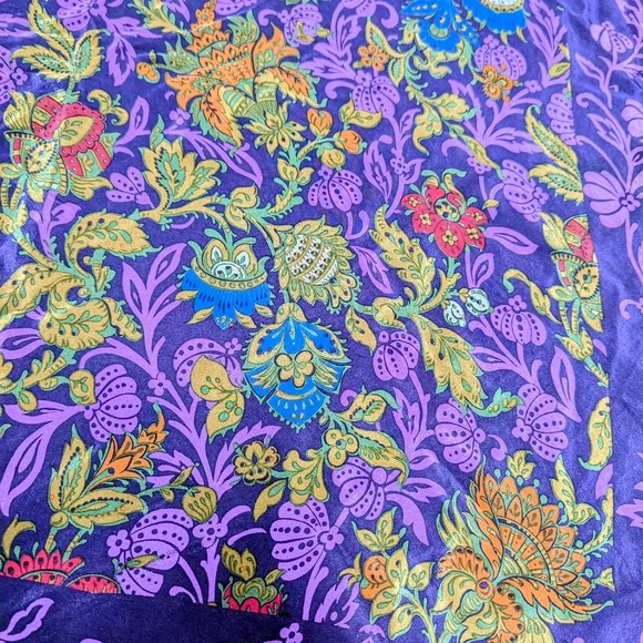 Carol Little 100% Silk Scarf Square 31x30 Purple Floral - Picture 9 of 12